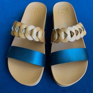 Reef Women's Sandals in Tan and Black